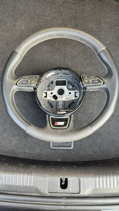 Vendo volante forrado