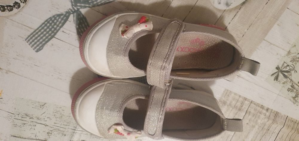 Buty kapcie baleriny r. 27 cocodrillo dziewczynie srebne