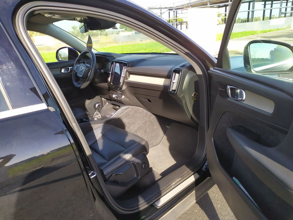 Volvo XC40 2.0 150 cv