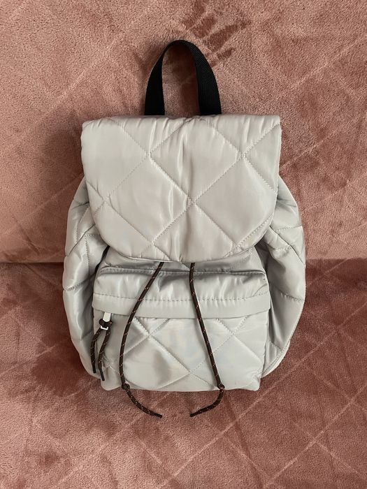 Plecak damski pikowany pojemny jak nowy taupe