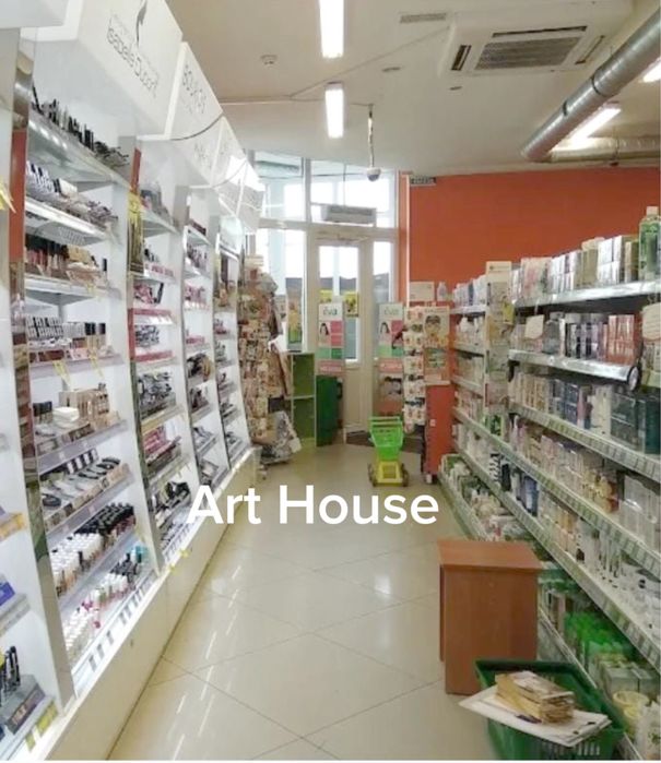 Фасад! Два входи, Бажана 10, магазин, клініка, ін. Осокорки