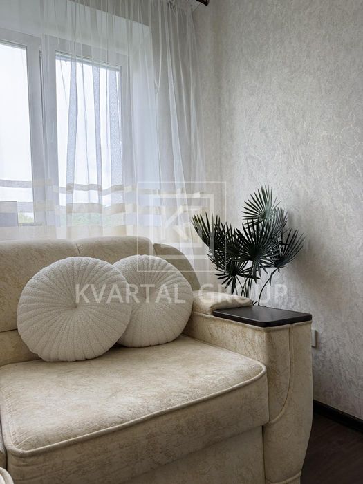 Продаж двокімнатної квартири з ремонтом