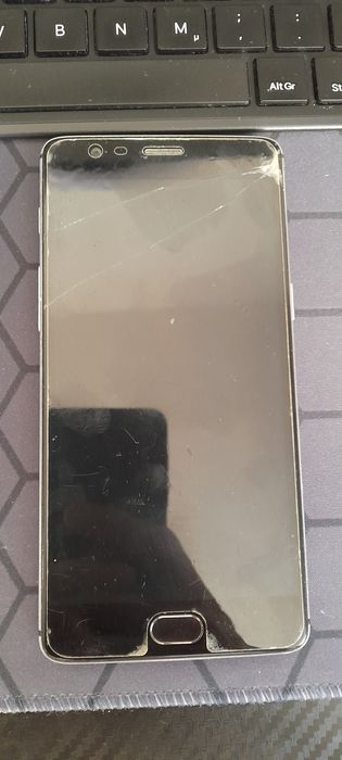 One plus 3T uszkodzony