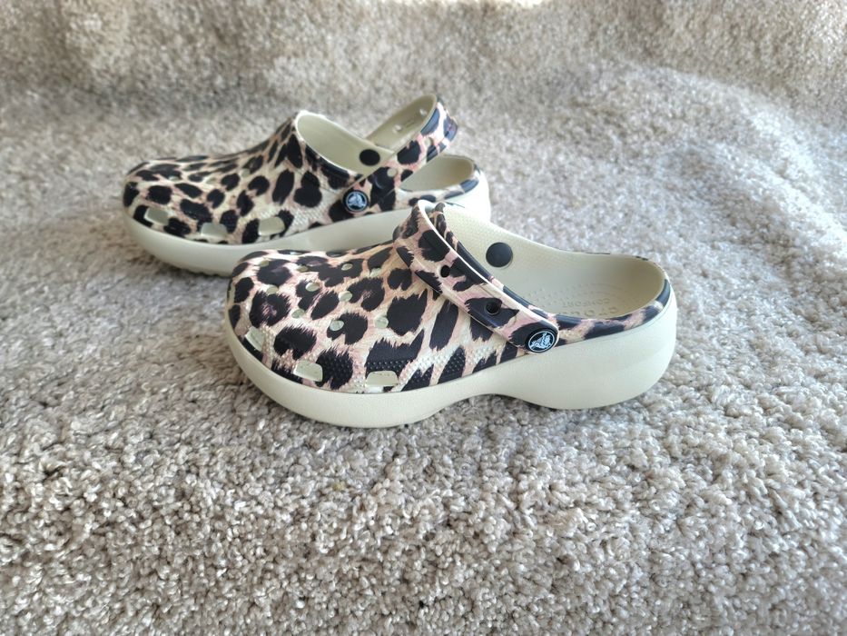 Шльопанці CROCS р 38 Америка Орігинал!