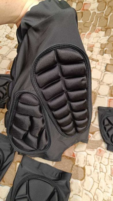 Защитные шорты наколенники налокотники для сноуборда лыж захист