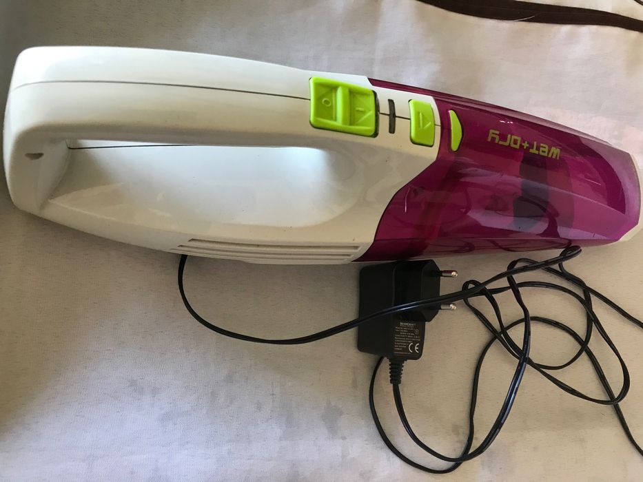 Vendo dois aspiradores sem fio