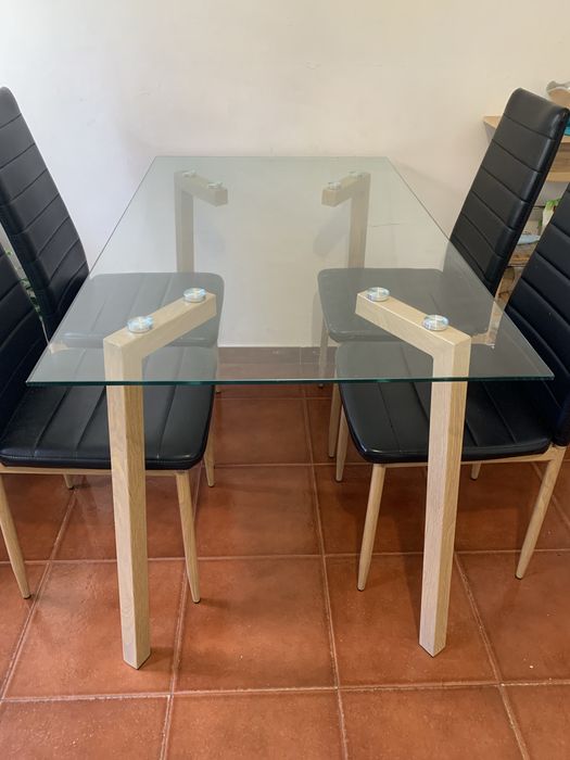 Mesa de Sala em Vidro