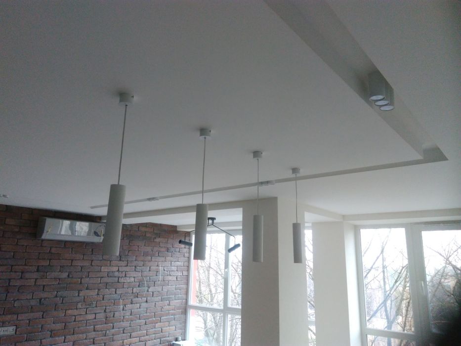 Ремонт будинків квартир.Штукаткрка шпаклівка гіпсокартон фарбування .