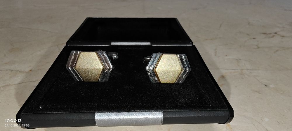Запонки Swarovski для рукава рубашки
