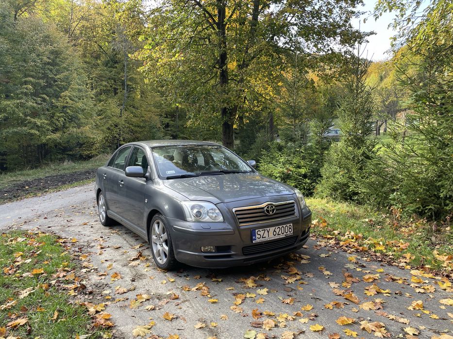 Toyota avensis t25 2.0 150 km