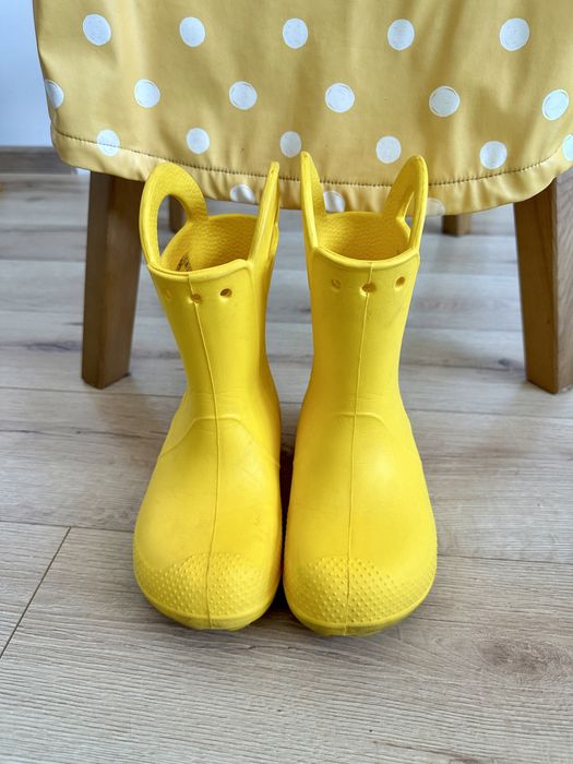 Куртка на весну TU 5-6 років та чоботи Crocs c12 комплект