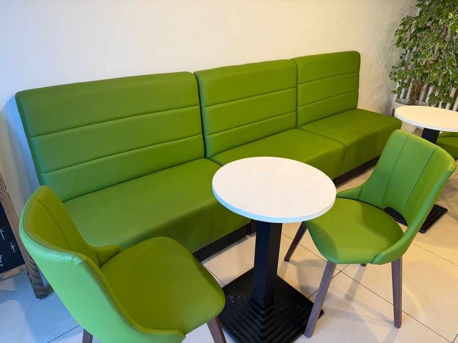 Sofa do baru restauracji JAK NOWA