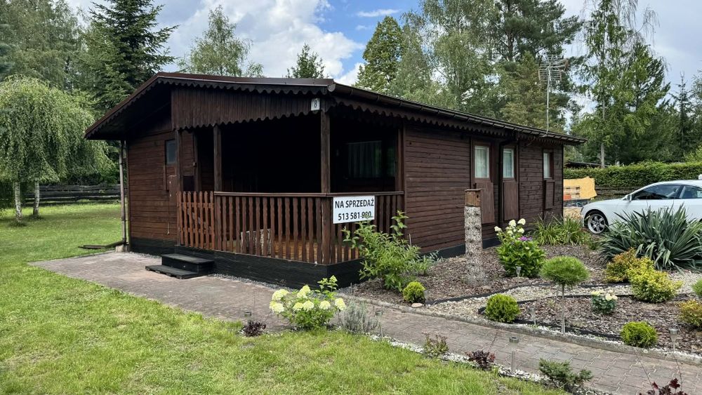 Działka z domkiem nad jeziorem Kownackim Mrówki, AKT NOTARIALNY