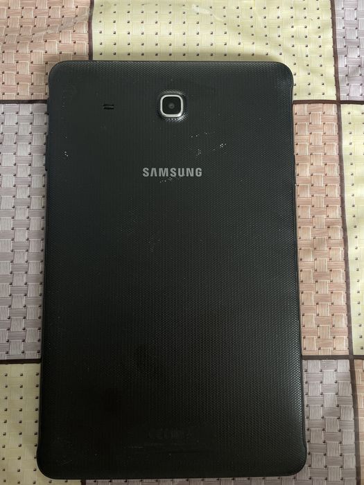 Планшет Samsung galaxy tab Sm - t560