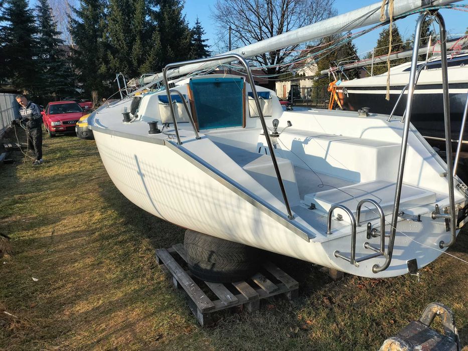 Sprzedam jacht żaglowy MORS RT