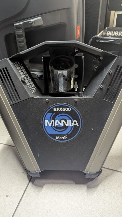 Продаж / Обмін                     Световий прибор Martin Mania EFX500