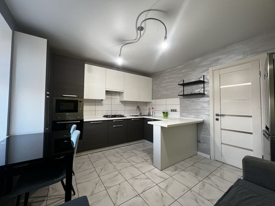 Оренда 2кімн. квартири. Район Виставка, неподалік СВ.