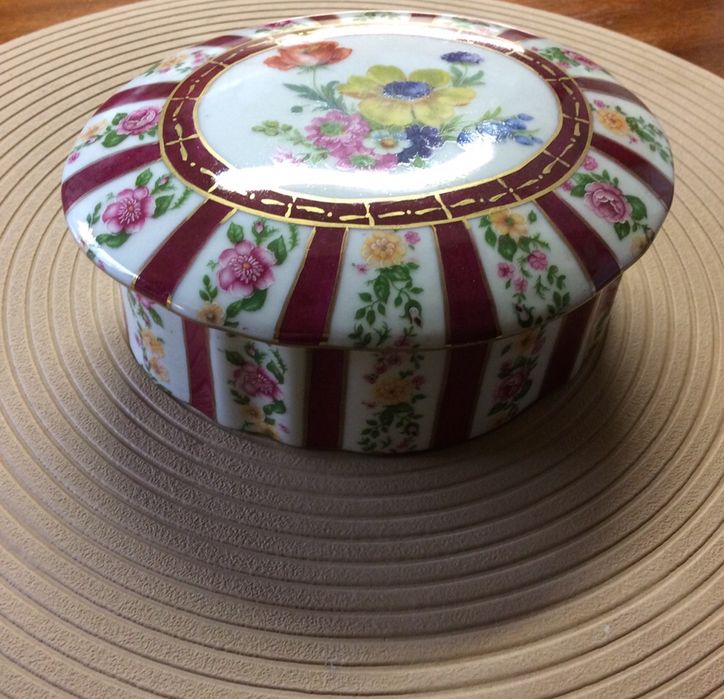 Porcelanas442632521468487681