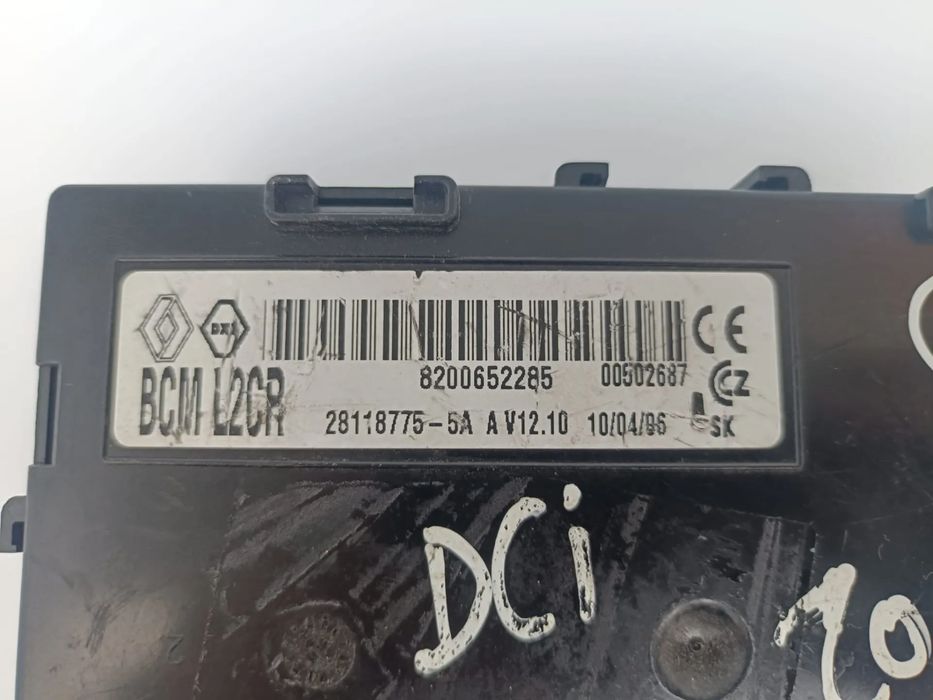 Caixa fusíveis / SAM / BSI RENAULT Clio III (BR0/1, CR0/1)