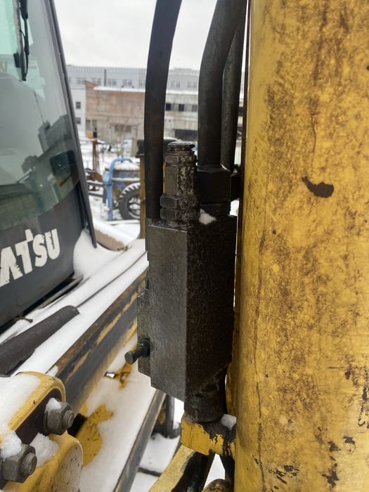 Продажа экскаватор погрузчик komatsu wb 93r5