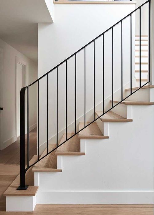 Schody loft na metalowej konstrukcji samonośne półkowe