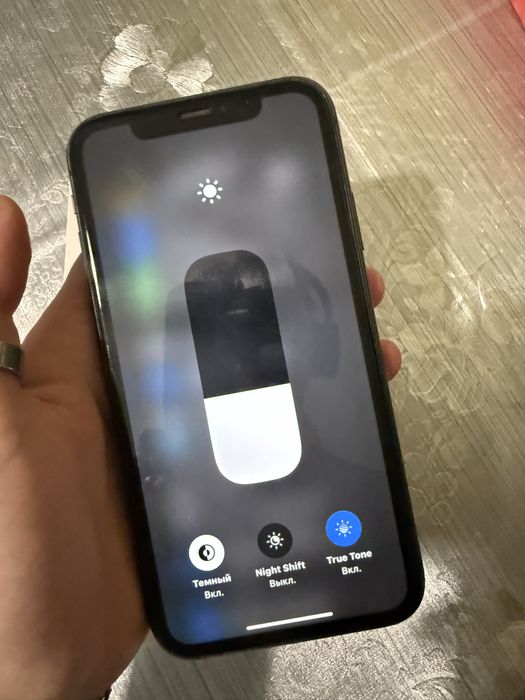 Продам айфон 11 128гб