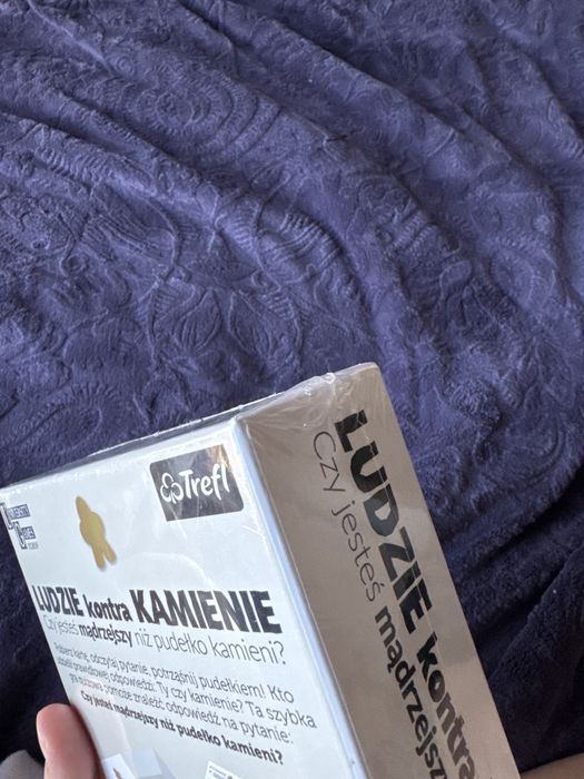 Ludzie kontra kamienie, gra Trefl, nowa, zafoliowna