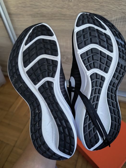 Nike Downshifter 11, buty sportowe damskie, rozmiar 38