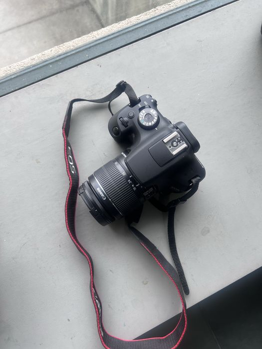 Canon EOS 2000D (Rebel T7),