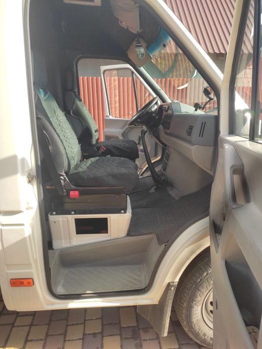 Евакуатор, автовоз