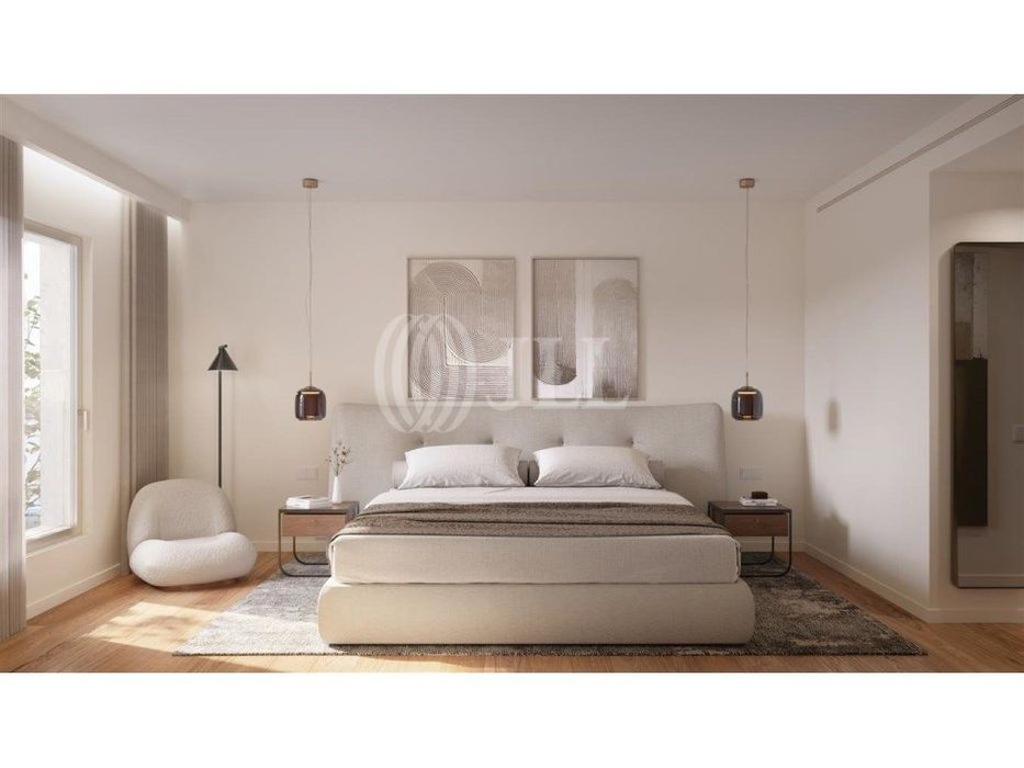 Apartamento T3 duplex com garagem, em Alvalade, Lisboa