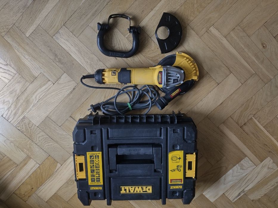 Szlifierka kątowa do szlifowania betonu Frezarka Dewalt DWE4257KT 1500W reg. obrotów 125mm