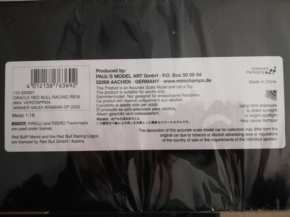 Miniatura 1/18 Red Bull F1 Verstappen - Minichamps