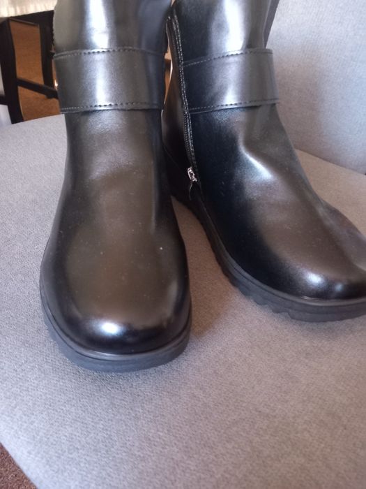 Nowe botki damskie rozm 41