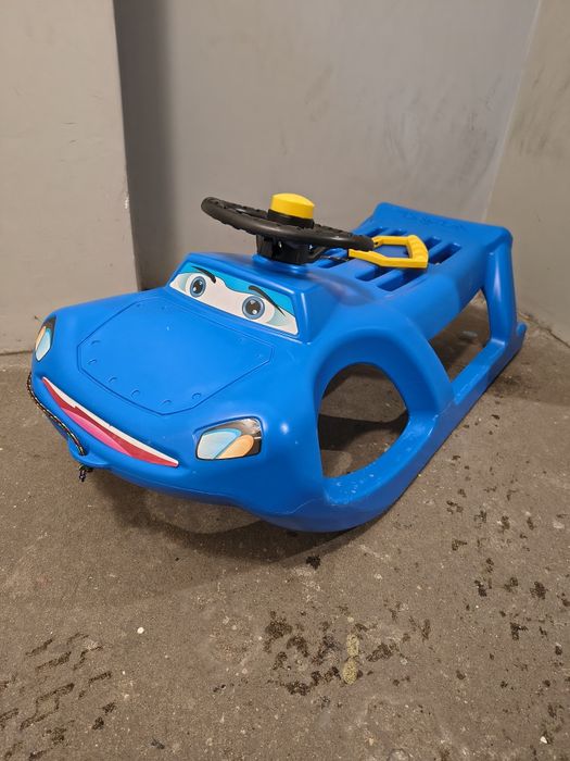 Sanki auto - samochód z kierownicą