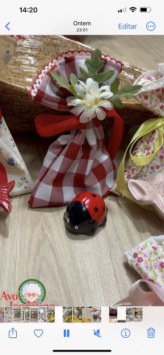 Saquinhos feitos à mão com peças de porcelana de faiança Portuguesa