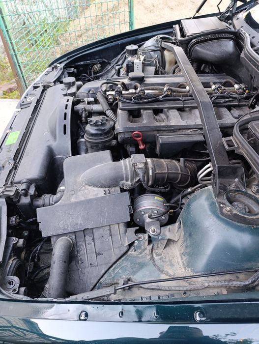 Продам BMW E39 M52tu