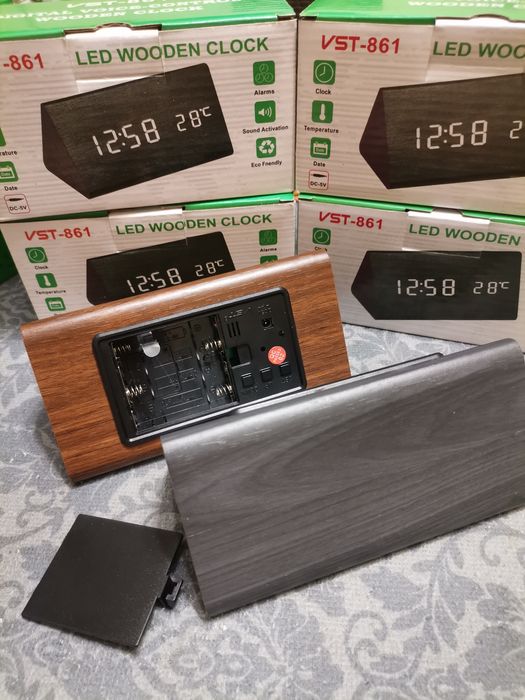 Часы от батареек‼️ и сети  в форме деревянного бруса Дата Температ