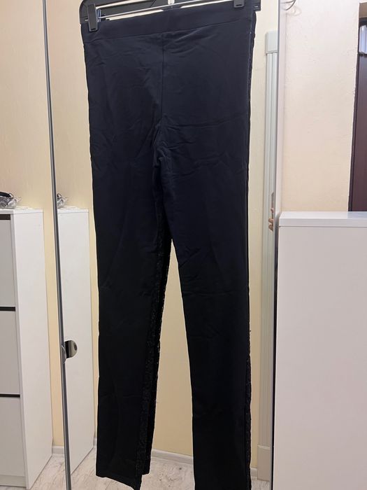 Лосини з паєтками Calzedonia. З этикеткою. На розмір L. Нові.