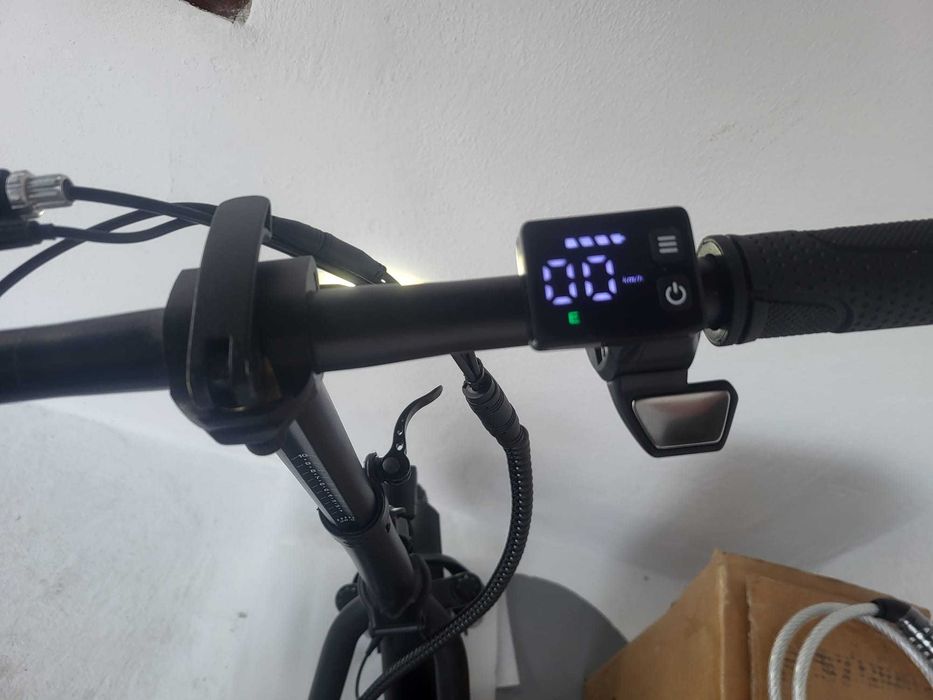 Trotinete Elétrica Aovo Pro 500W 48v – Quase Nova!