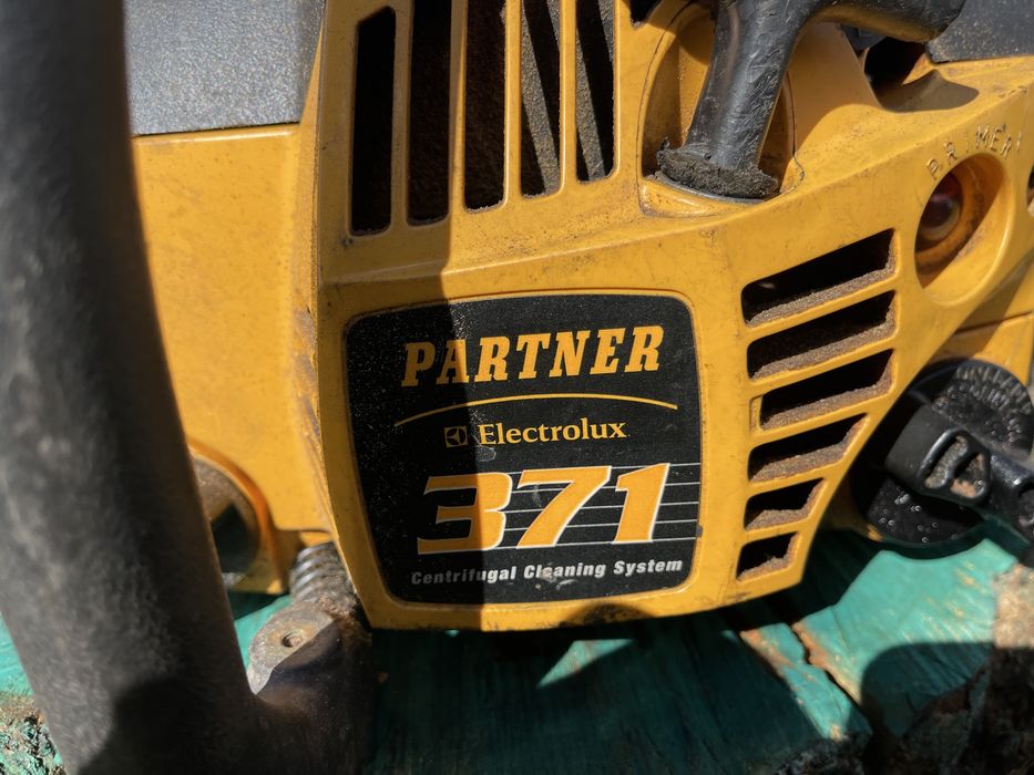 Бензопила partner 371 б/у