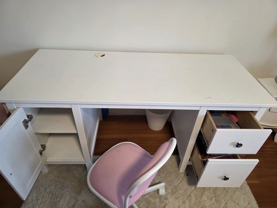 Biurko Ikea Hemnes z krzesłem  Orfjall