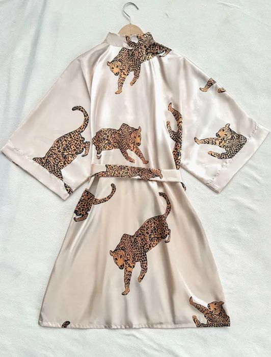 Nowy Damski satynowy szlafrok