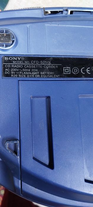 Магнітола SONY CFD-S250L