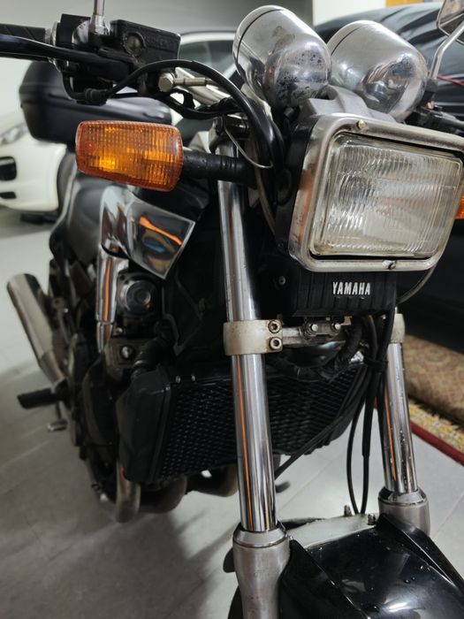 Moto Yamaha Fzx 750