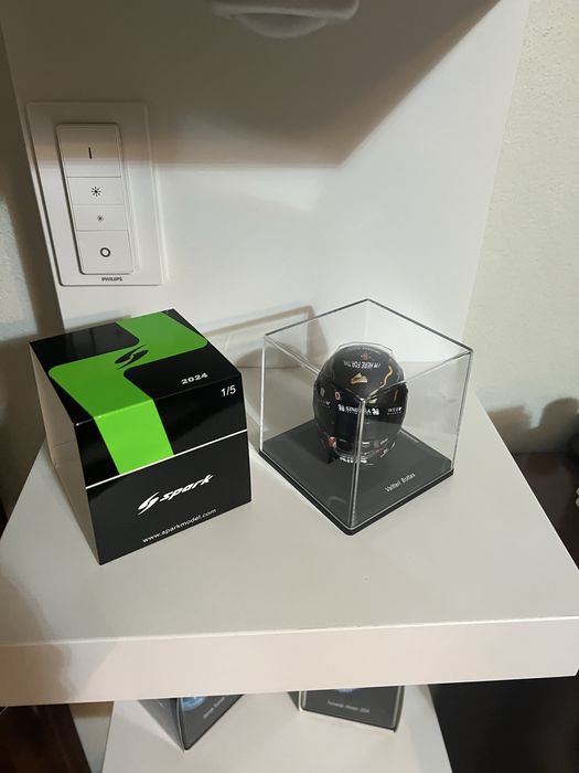 Capacete Valteri Bottas