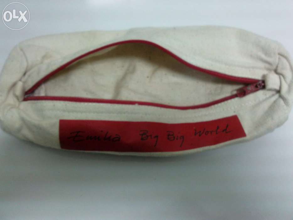 Estojo da cantora emília - big big world