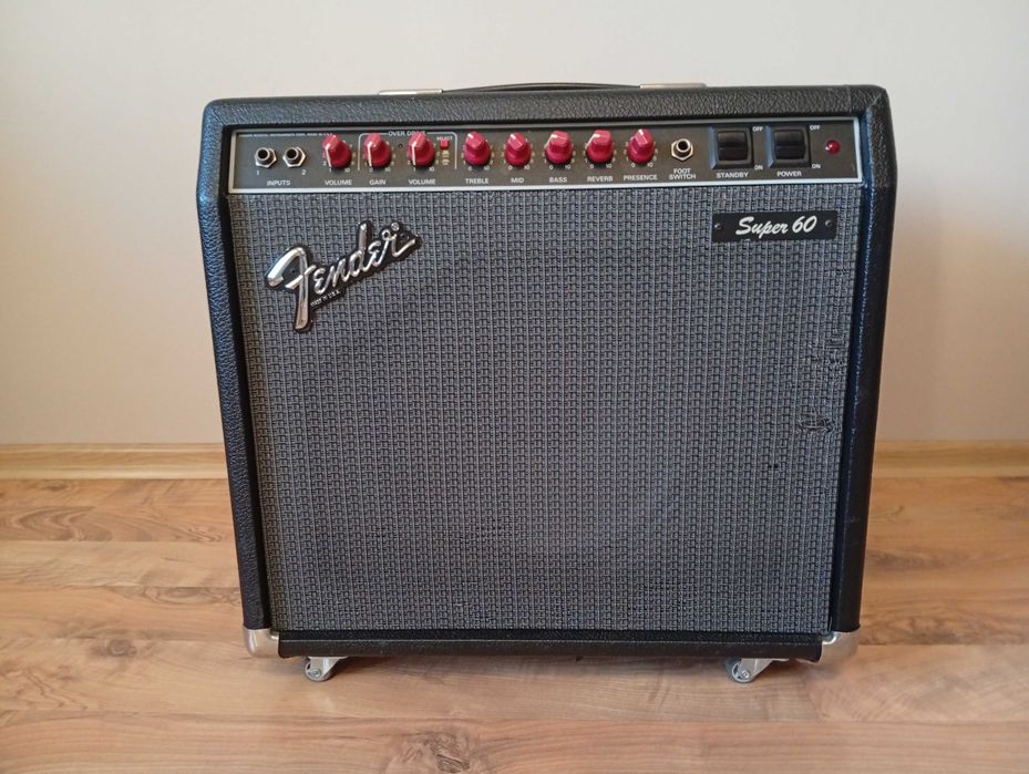 Wzmacniacz lampowy Fender Super 60 Red Knob