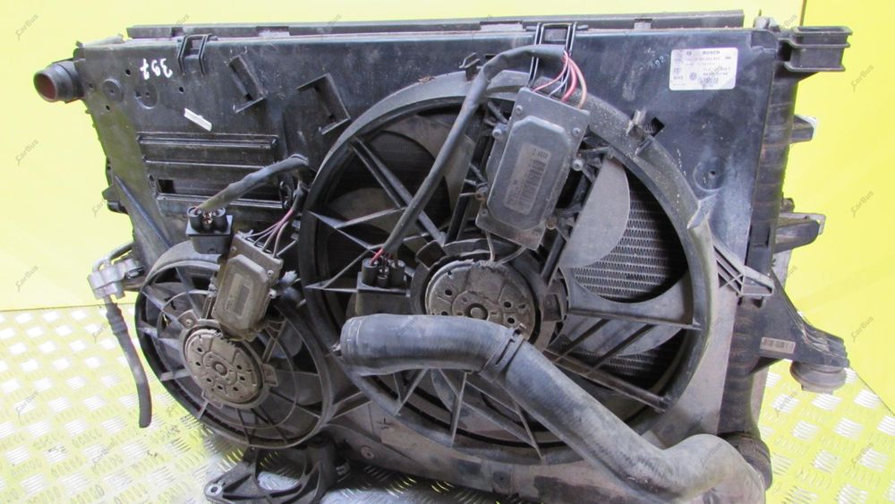 Касета радіатора 3.0d Туарег Volkswagen Touareg GP BKS 3.0 радиатор