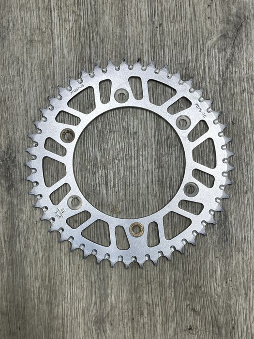 Зірка задня JTR897-52SC